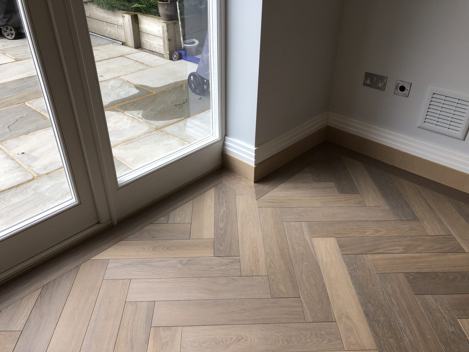 Engineered herringbone parquet