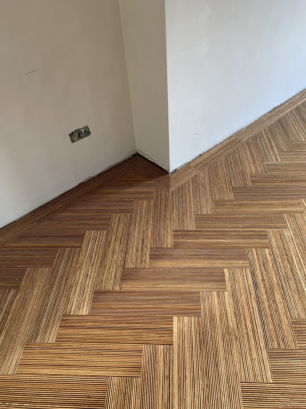 Engineered herringbone parquet